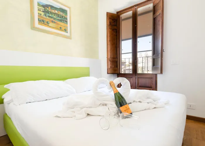 rooms Condotti